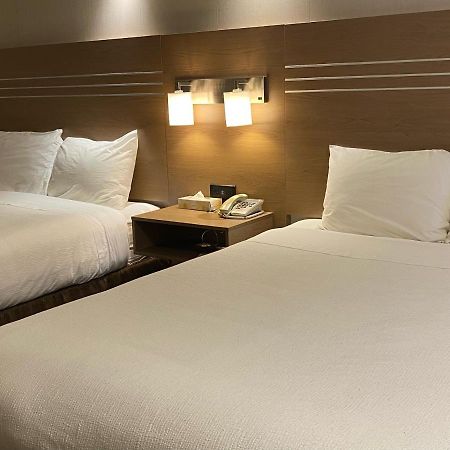 Chalet Continental Motel Valemount Dış mekan fotoğraf